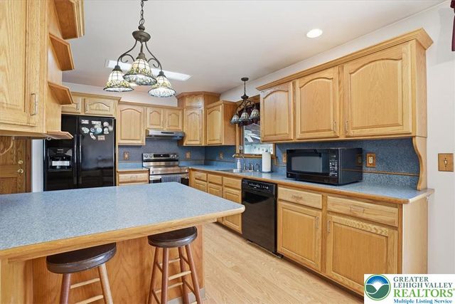 939 East Lynnwood Street, Salisbury Twp, PA 18103