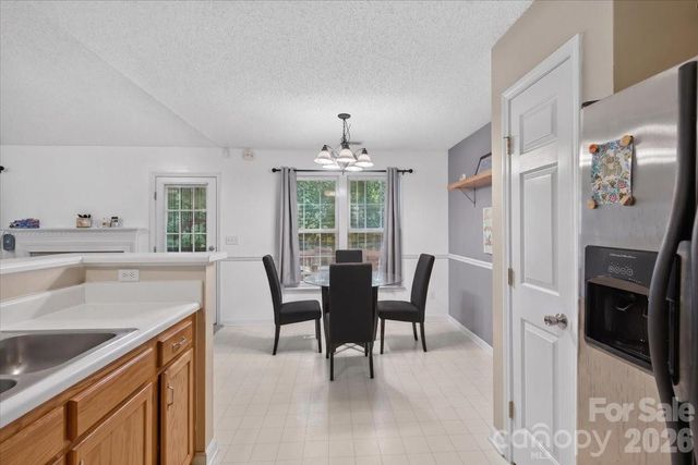 9207 Amy Drive, Charlotte, NC 28213