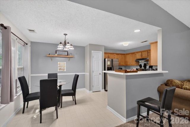 9207 Amy Drive, Charlotte, NC 28213