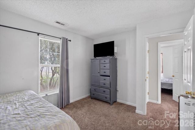 9207 Amy Drive, Charlotte, NC 28213