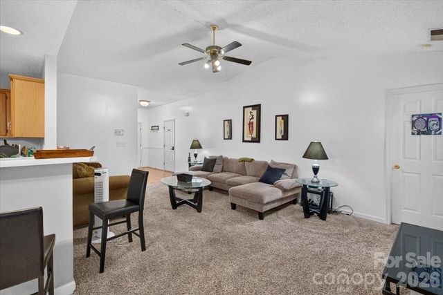 9207 Amy Drive, Charlotte, NC 28213