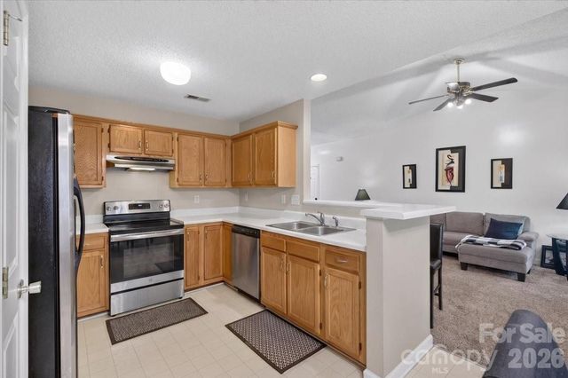 9207 Amy Drive, Charlotte, NC 28213