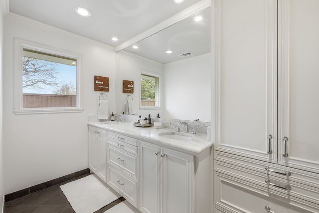 7039 Cliffbrook Drive, Dallas, TX 75254