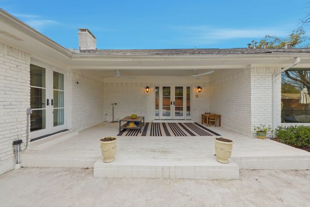 7039 Cliffbrook Drive, Dallas, TX 75254