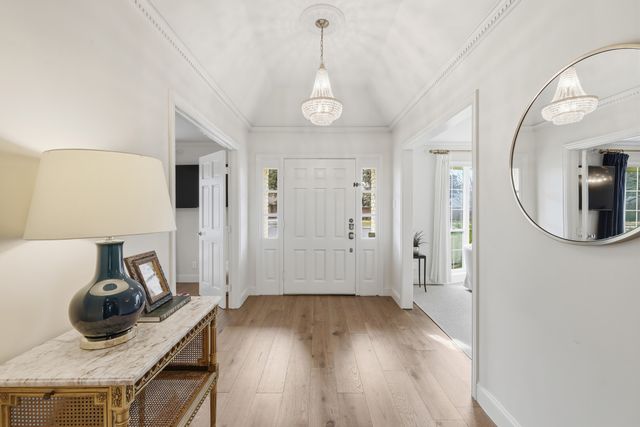 7039 Cliffbrook Drive, Dallas, TX 75254