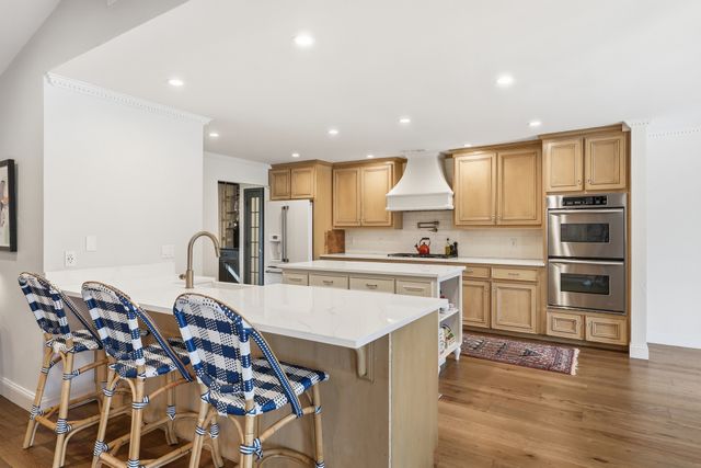 7039 Cliffbrook Drive, Dallas, TX 75254