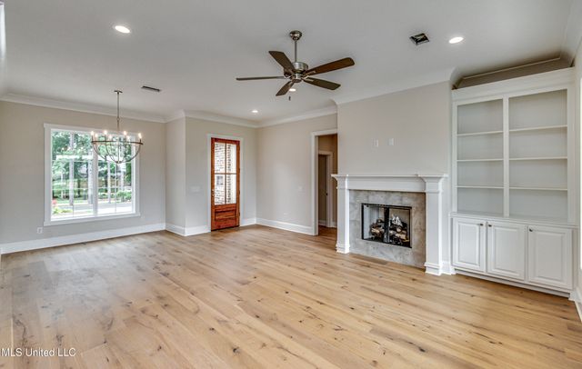 117 Charleston Lane, Madison, MS 39110