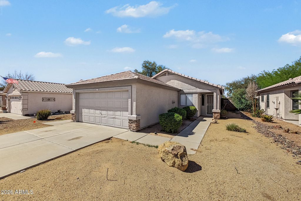 16758 N 158TH Avenue, Surprise, AZ 85374 — photo 2
