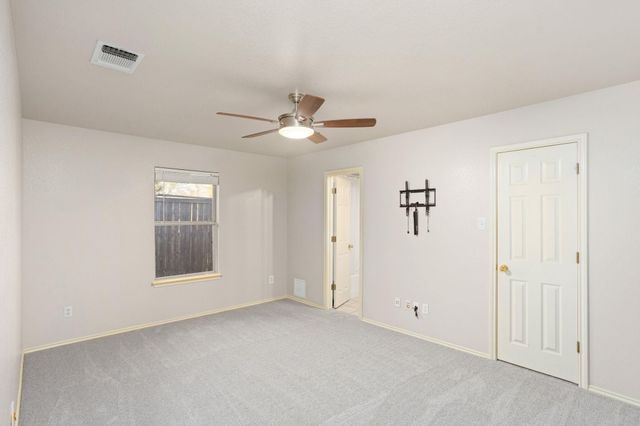 409 Lydia LN, Thrall, TX 76578