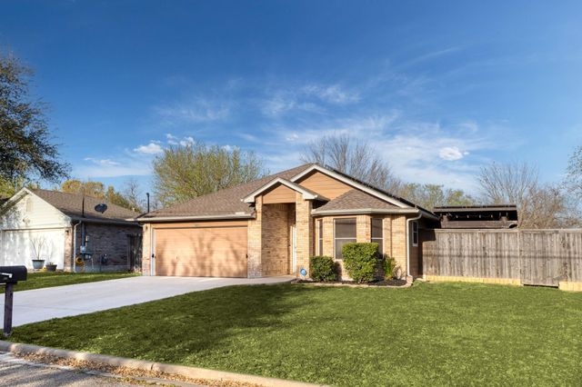 409 Lydia LN, Thrall, TX 76578