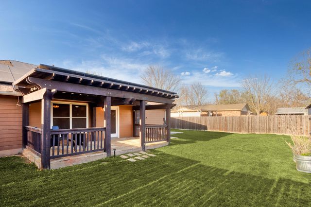 409 Lydia LN, Thrall, TX 76578