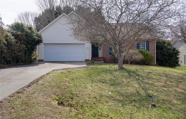 3940 Glenn Knoll Lane, Winston-salem, NC 27107