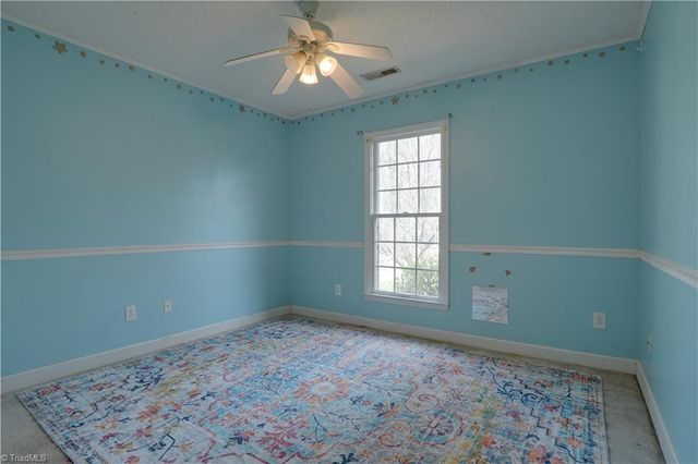 3940 Glenn Knoll Lane, Winston-salem, NC 27107