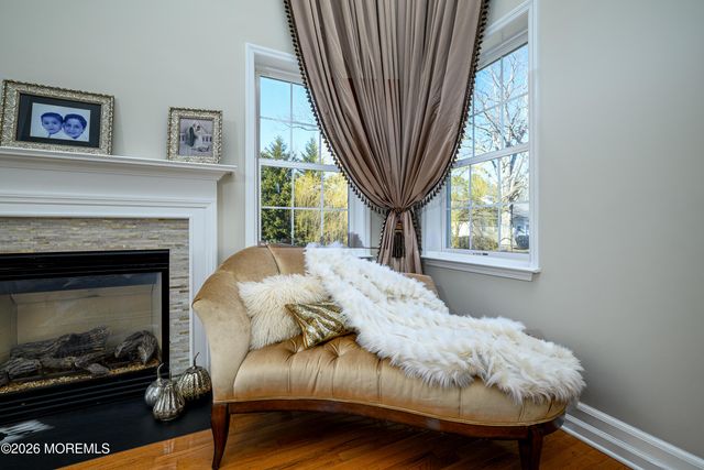 4 Whispering Grove Boulevard, Jackson, NJ 08527