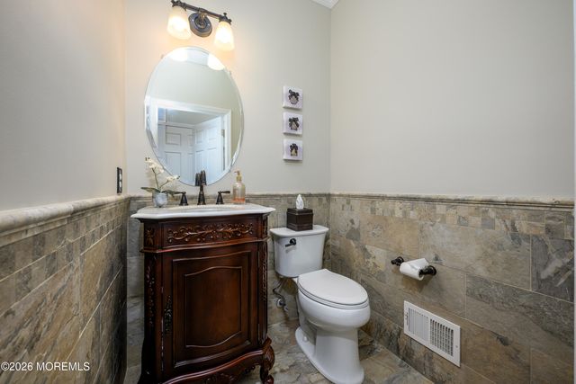 4 Whispering Grove Boulevard, Jackson, NJ 08527