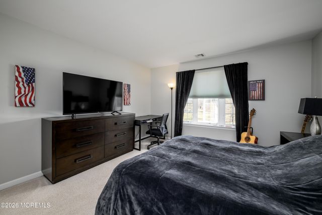 4 Whispering Grove Boulevard, Jackson, NJ 08527