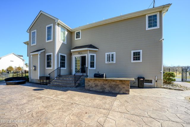 4 Whispering Grove Boulevard, Jackson, NJ 08527