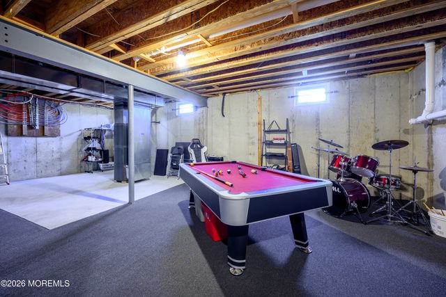 4 Whispering Grove Boulevard, Jackson, NJ 08527