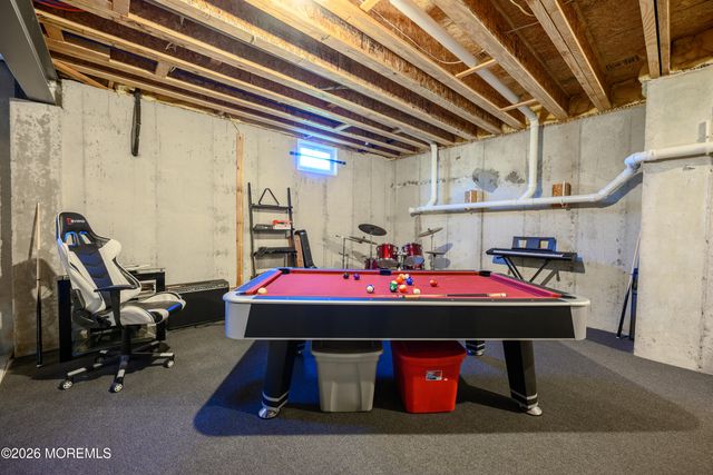 4 Whispering Grove Boulevard, Jackson, NJ 08527