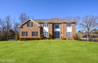 4 Whispering Grove Boulevard, Jackson, NJ 08527