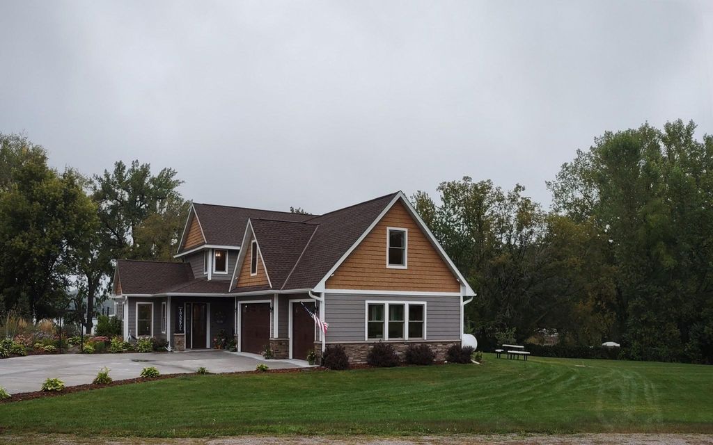 10608 Grunwald Avenue NW, Maple Lake, MN 55358