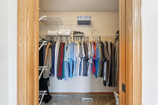 407 148th Avenue NE, Andover, MN 55304