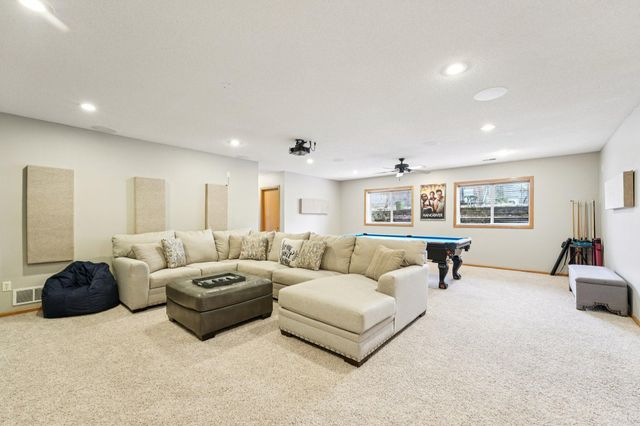 407 148th Avenue NE, Andover, MN 55304