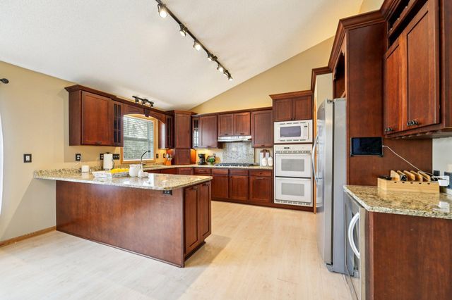 407 148th Avenue NE, Andover, MN 55304