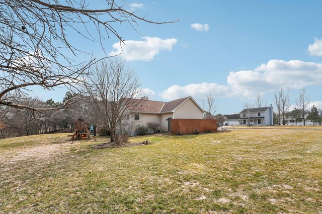 407 148th Avenue NE, Andover, MN 55304