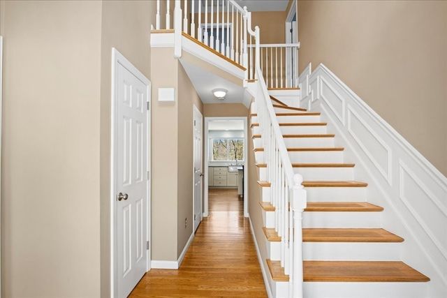 25 Bunker Lane, Natick, MA 01760