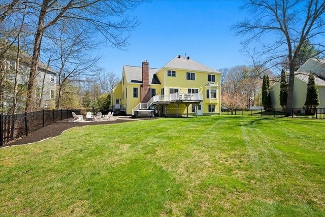 25 Bunker Lane, Natick, MA 01760