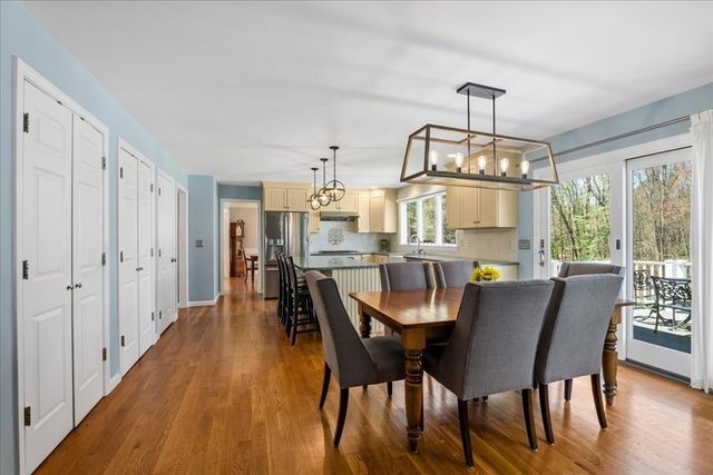 25 Bunker Lane, Natick, MA 01760