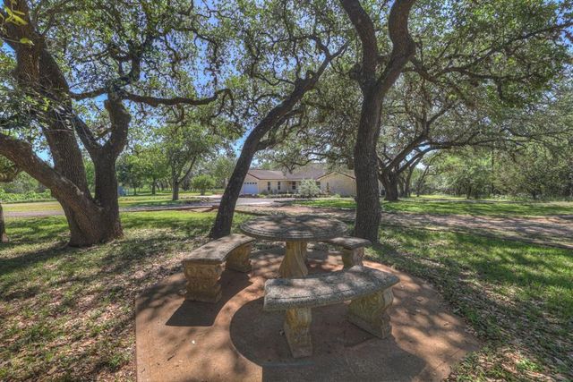 830 Palomino LN 1, San Marcos, TX 78666