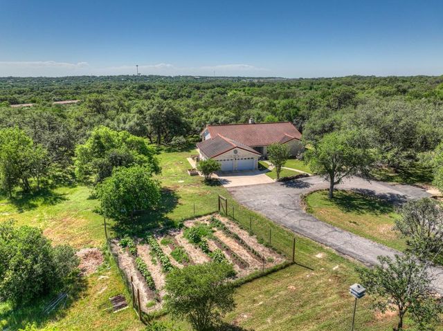 830 Palomino LN 1, San Marcos, TX 78666