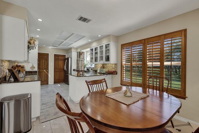 830 Palomino LN 1, San Marcos, TX 78666