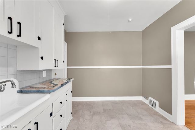 10403 Russell Avenue 2, Garfield Heights, OH 44125