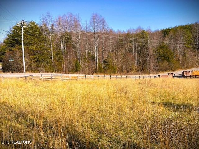 4020 Bunker Hill Rd, Cookeville, TN 38506