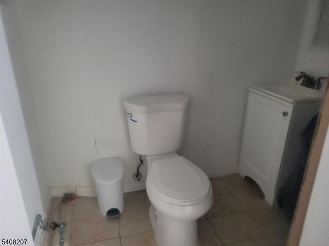 97 Marne St, Newark City, NJ 07105