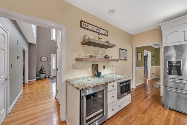 6524 Fairway Estates DR, Roanoke, VA 24018