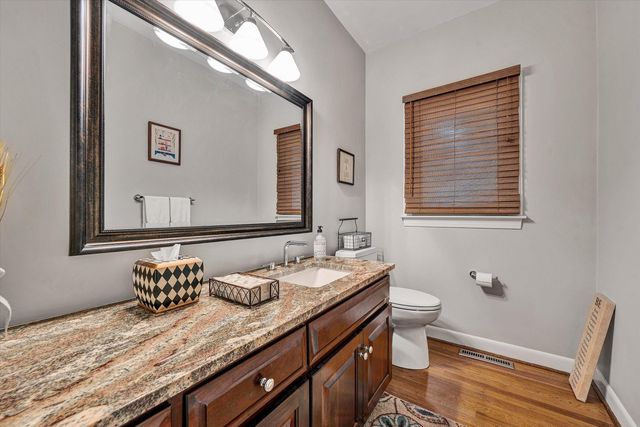 6524 Fairway Estates DR, Roanoke, VA 24018