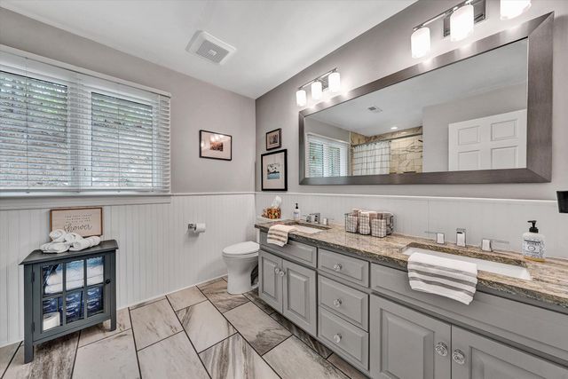 6524 Fairway Estates DR, Roanoke, VA 24018