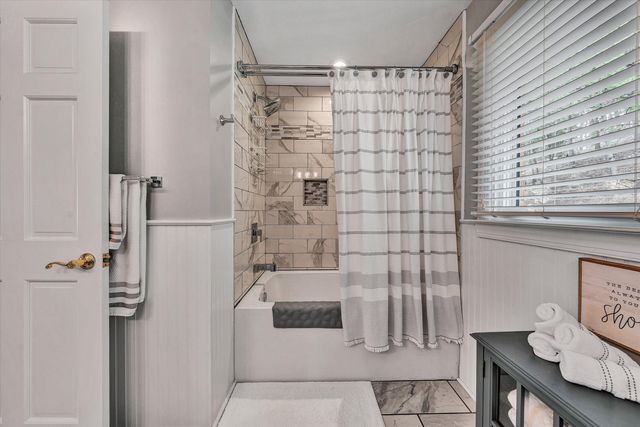 6524 Fairway Estates DR, Roanoke, VA 24018