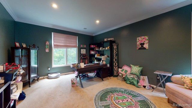 29148 Bradmoor Court, Farmington Hills, MI 48334