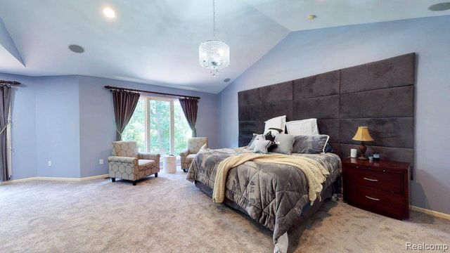 29148 Bradmoor Court, Farmington Hills, MI 48334