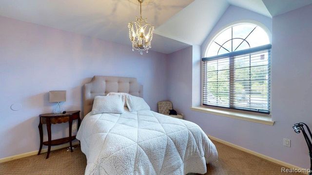 29148 Bradmoor Court, Farmington Hills, MI 48334