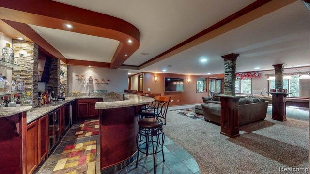 29148 Bradmoor Court, Farmington Hills, MI 48334