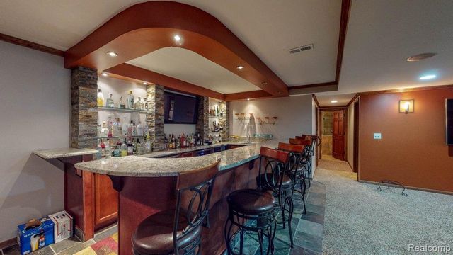 29148 Bradmoor Court, Farmington Hills, MI 48334