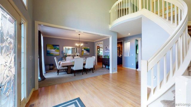29148 Bradmoor Court, Farmington Hills, MI 48334