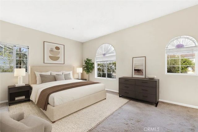 15044 Nordhoff 1, North Hills, CA 91343