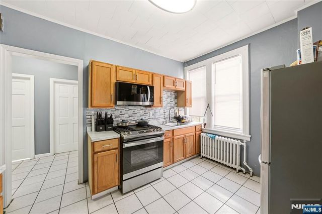 8401 2nd Avenue, North Bergen, NJ 07047